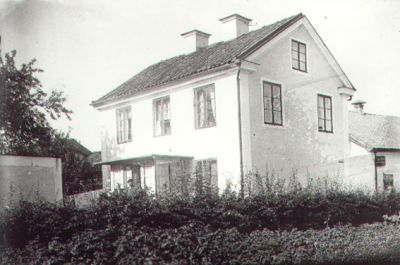 Byggnad.

