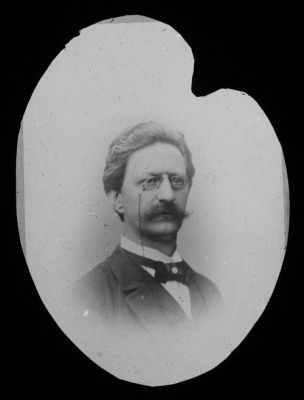 Porträtt av man
Nyckelord: Pincené