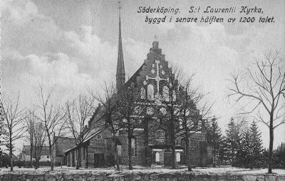 Kyrka med kyrkpark
