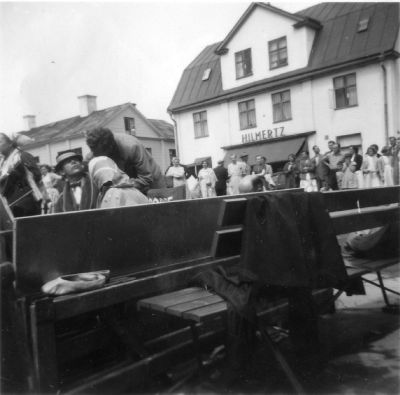 Filminspelning vid torg
Nyckelord: Film