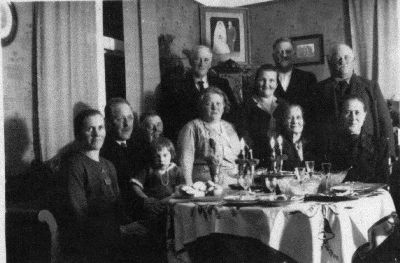 Gruppbild från kalas
