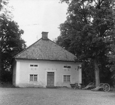 Flygelbyggnad till herrgård
