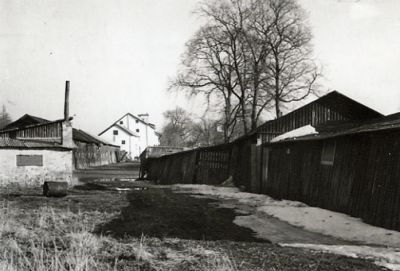 Ett antal byggnader 
Nyckelord: Byggnader