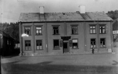 Byggnad.

