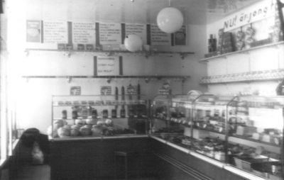 Affärsinredning.
Nyckelord: Affär