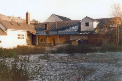 Övergiven fabrikstomt
