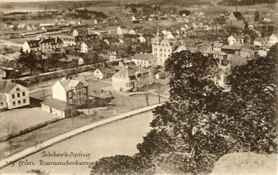 Stadsvy från berg

