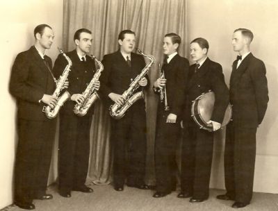 6-mannaorkester
Nyckelord: Musikinstrument Orkester