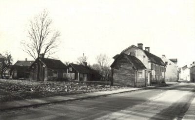 Stadsbebyggelse och rivningstomt
