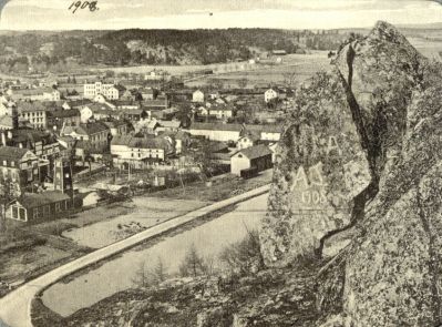 Stadsvy från berg
