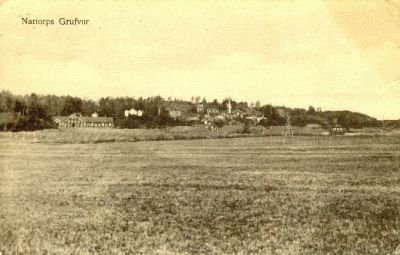 Landskapsvy med gruvanläggning
