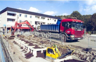 Markberedning för plantering på torg
