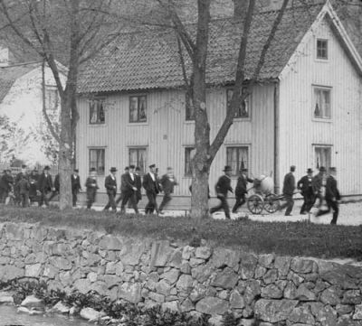 Brandkåren rycker ut
Nyckelord: Brandslang Kärra