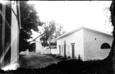Byggnad.
