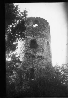 Slottsruin.
Nyckelord: Slottsruin