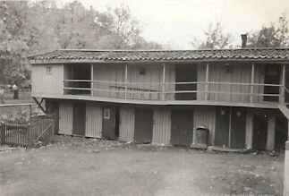Uthus på innerstadsgård
