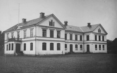 Större byggnad
Nyckelord: Vattenpump