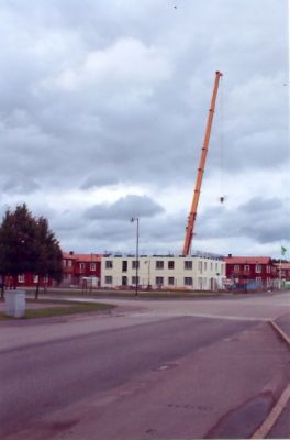Pågående husbygge
Nyckelord: Byggkran